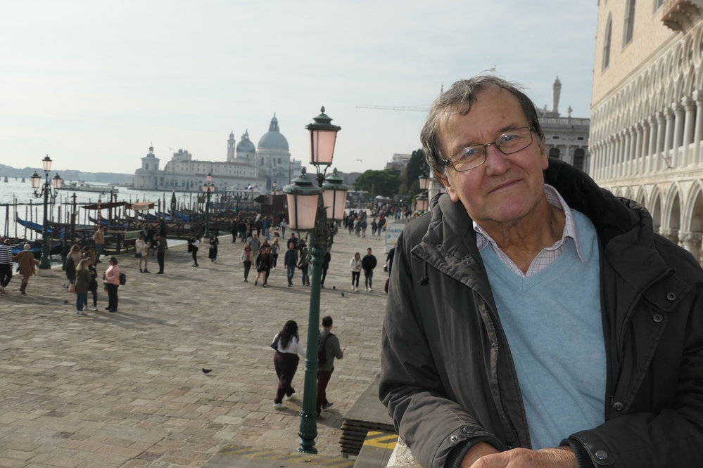 Chaire: Greetings in ancient Greek